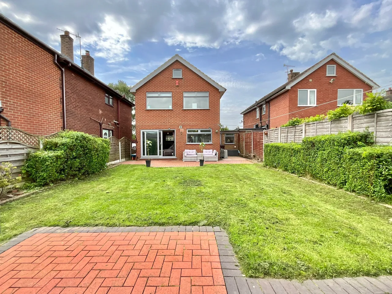 Station Road, Endon, ST9, photo 2
