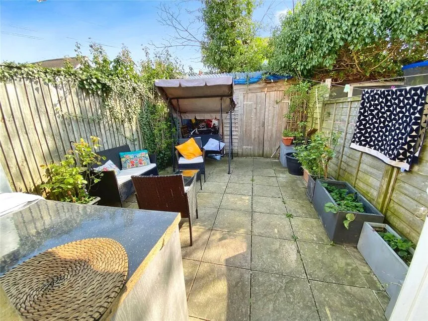 St. Marys Road, Watford, WD18, photo 18