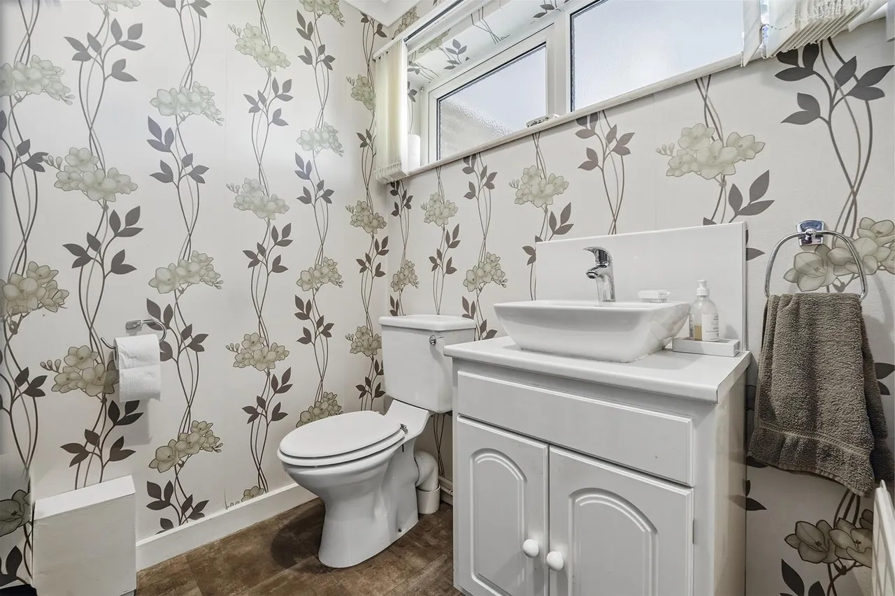 Marl Edge, Prestbury, photo 13
