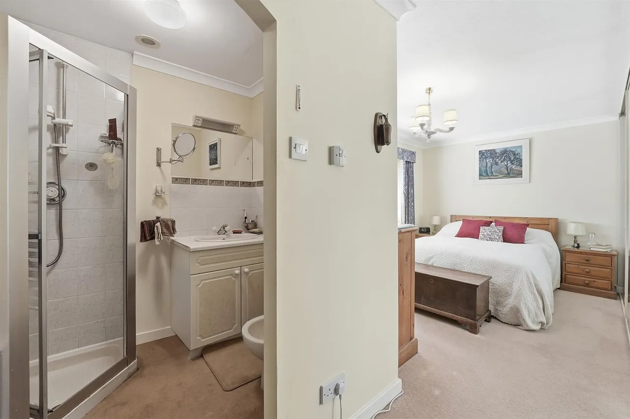 Marl Edge, Prestbury, photo 16
