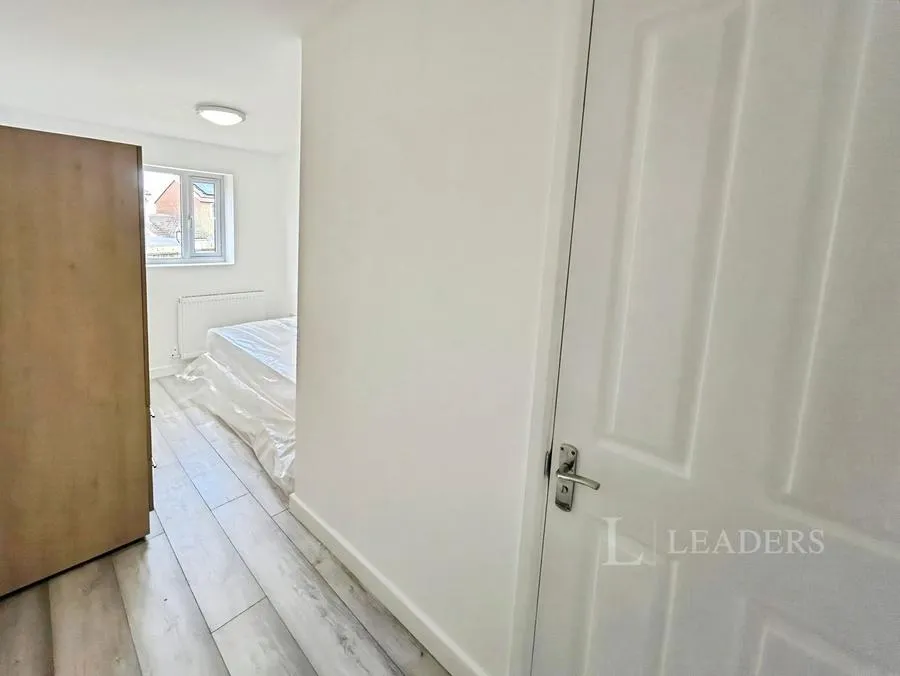 Rochford Drive, Luton, LU2, photo 4
