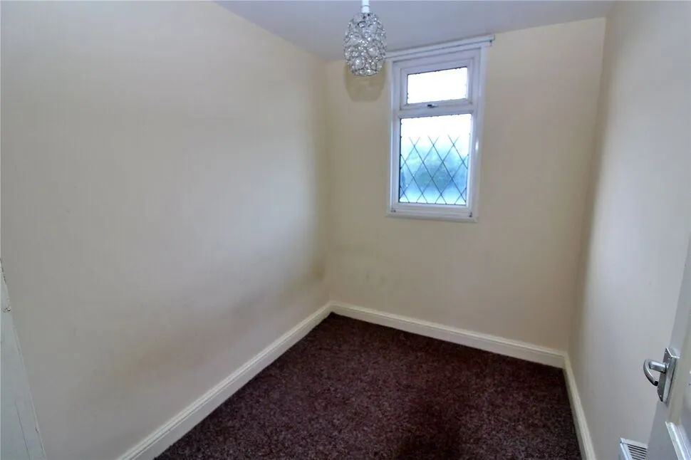 Red Hall Chase, Leeds, LS14, photo 7
