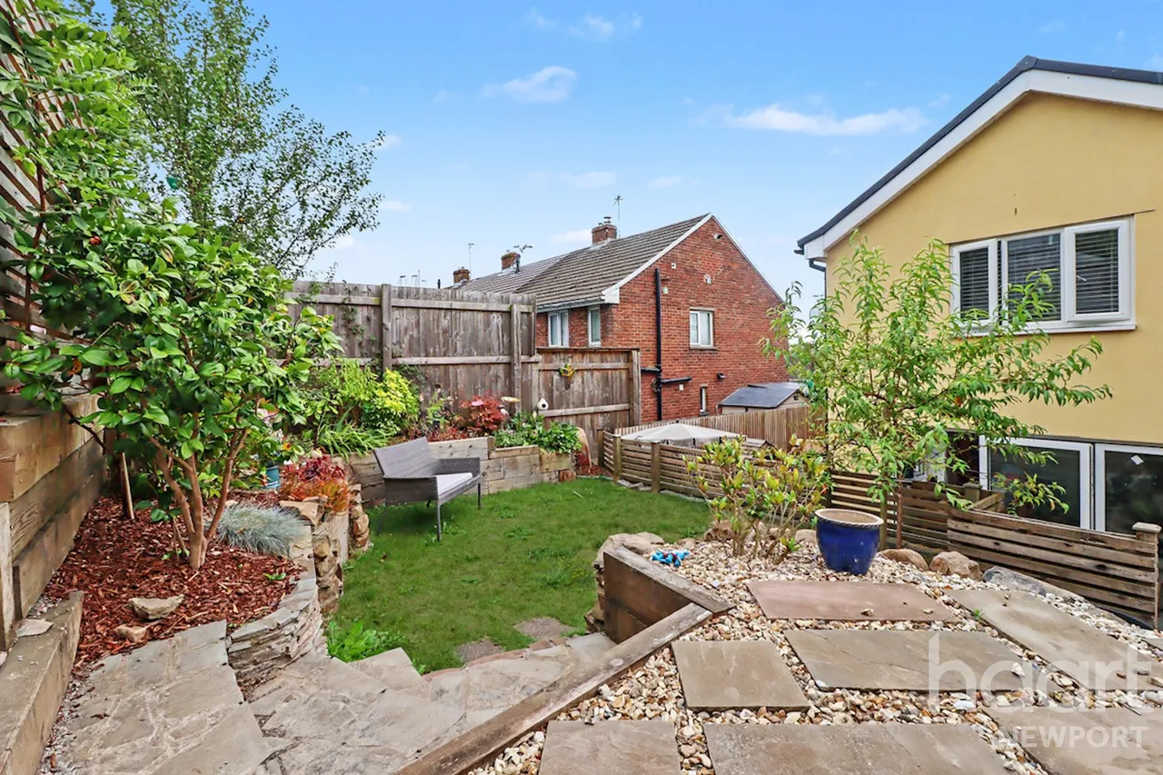 Tudor Crescent, Newport, NP10, photo 15
