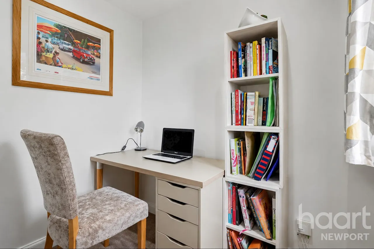Tudor Crescent, Newport, NP10, photo 18
