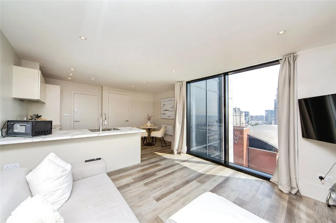 William Jessop Way, Liverpool, L3, photo 7