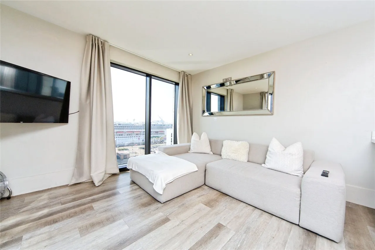 William Jessop Way, Liverpool, L3, photo 5