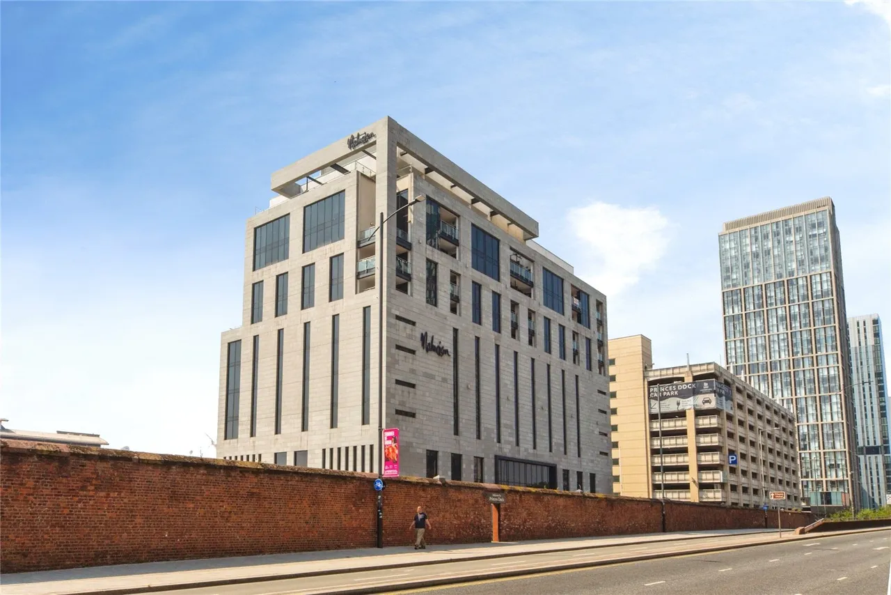 William Jessop Way, Liverpool, L3, photo 20