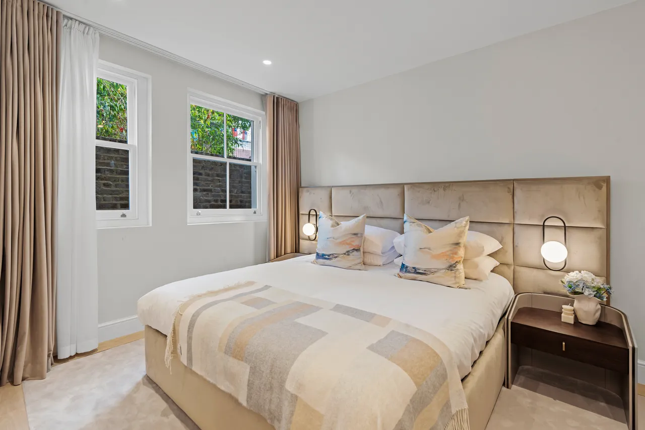 Drayson Mews, Kensington, London, photo 9