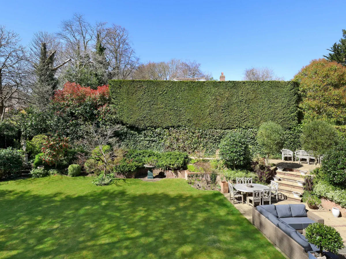 Pavilion End, Beaconsfield, HP9, photo 24
