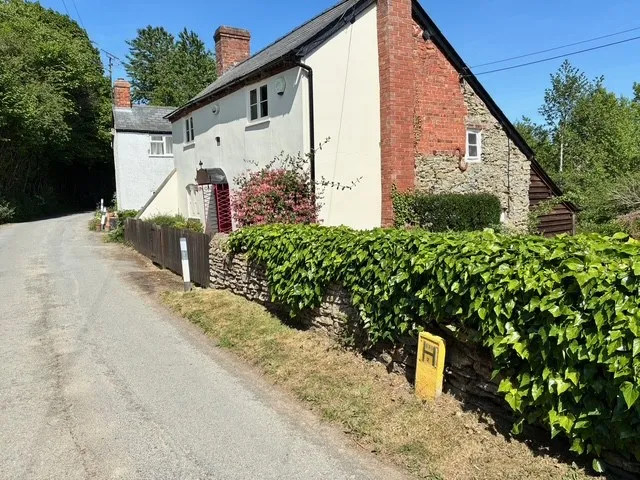 Leys Lane, Bircher, photo 32