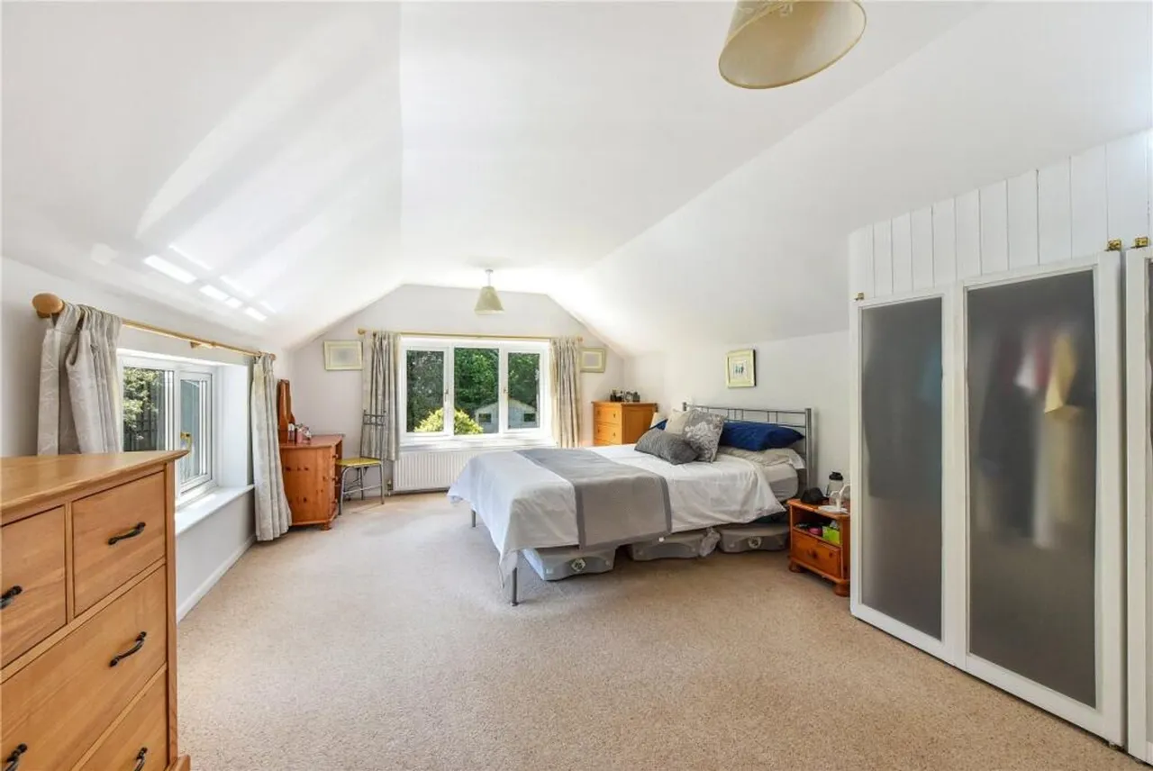 Pulens Lane, Petersfield, GU31, photo 4