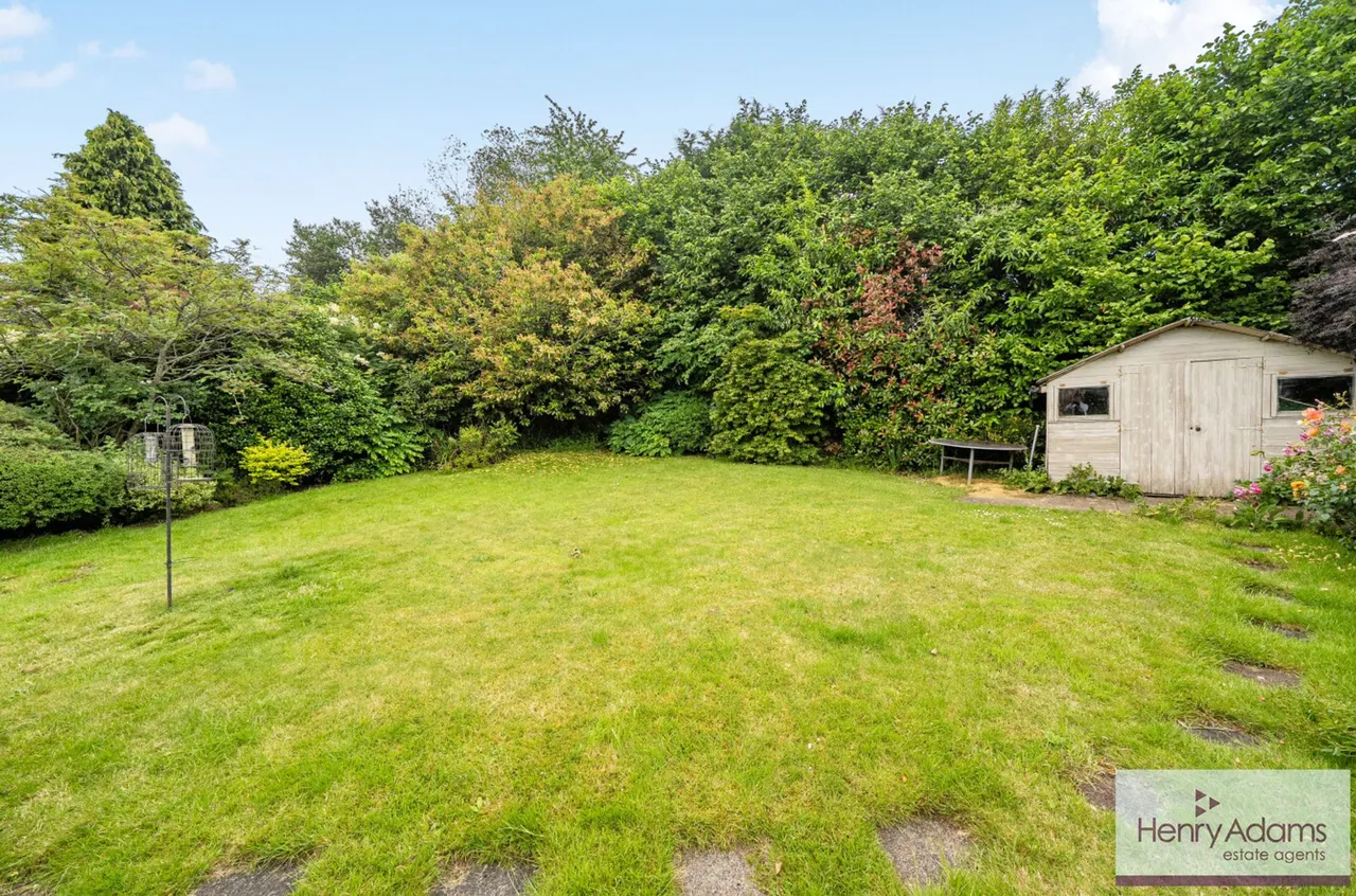 Pulens Lane, Petersfield, GU31, photo 24