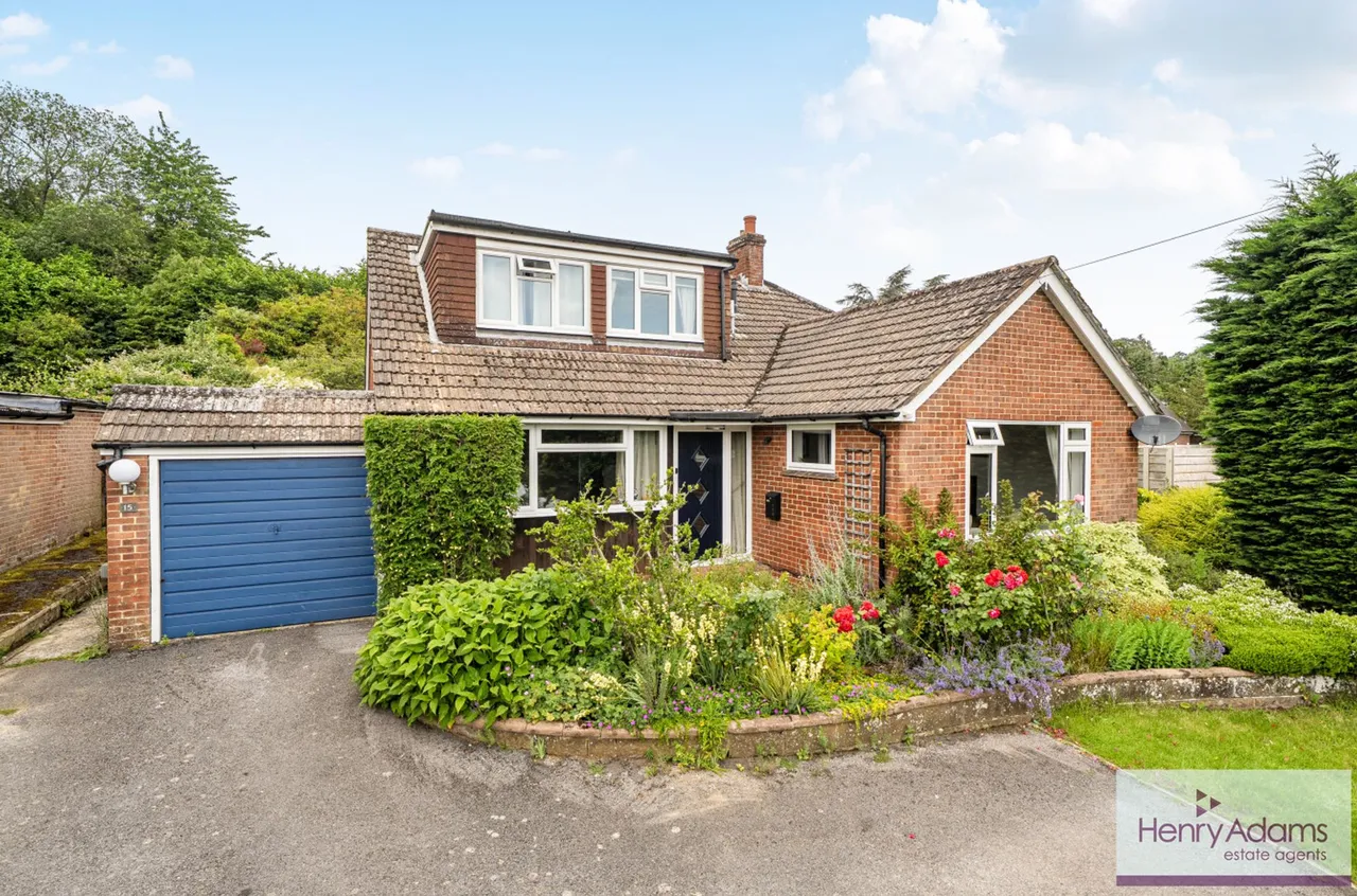 5 bed property for sale, Pulens Lane, Petersfield, GU31
