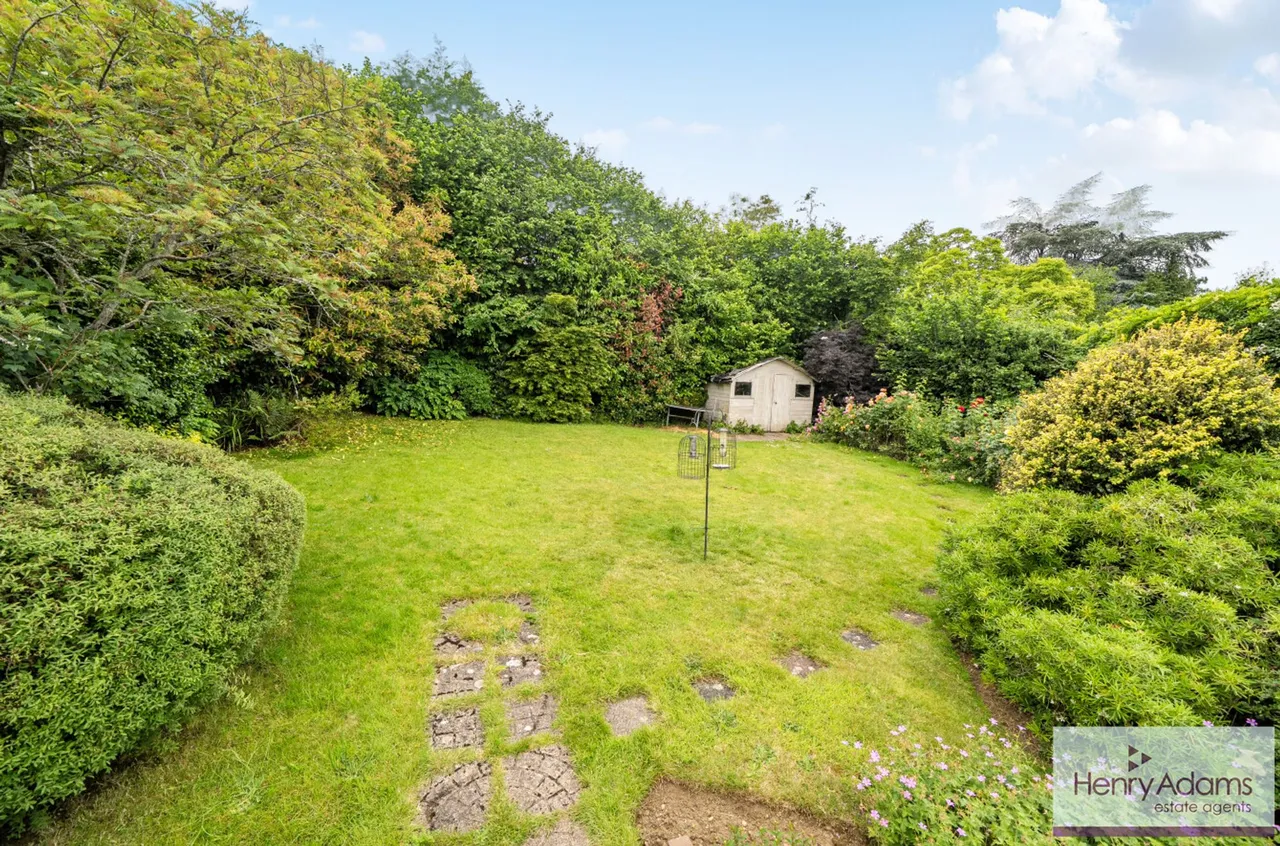 Pulens Lane, Petersfield, GU31, photo 23