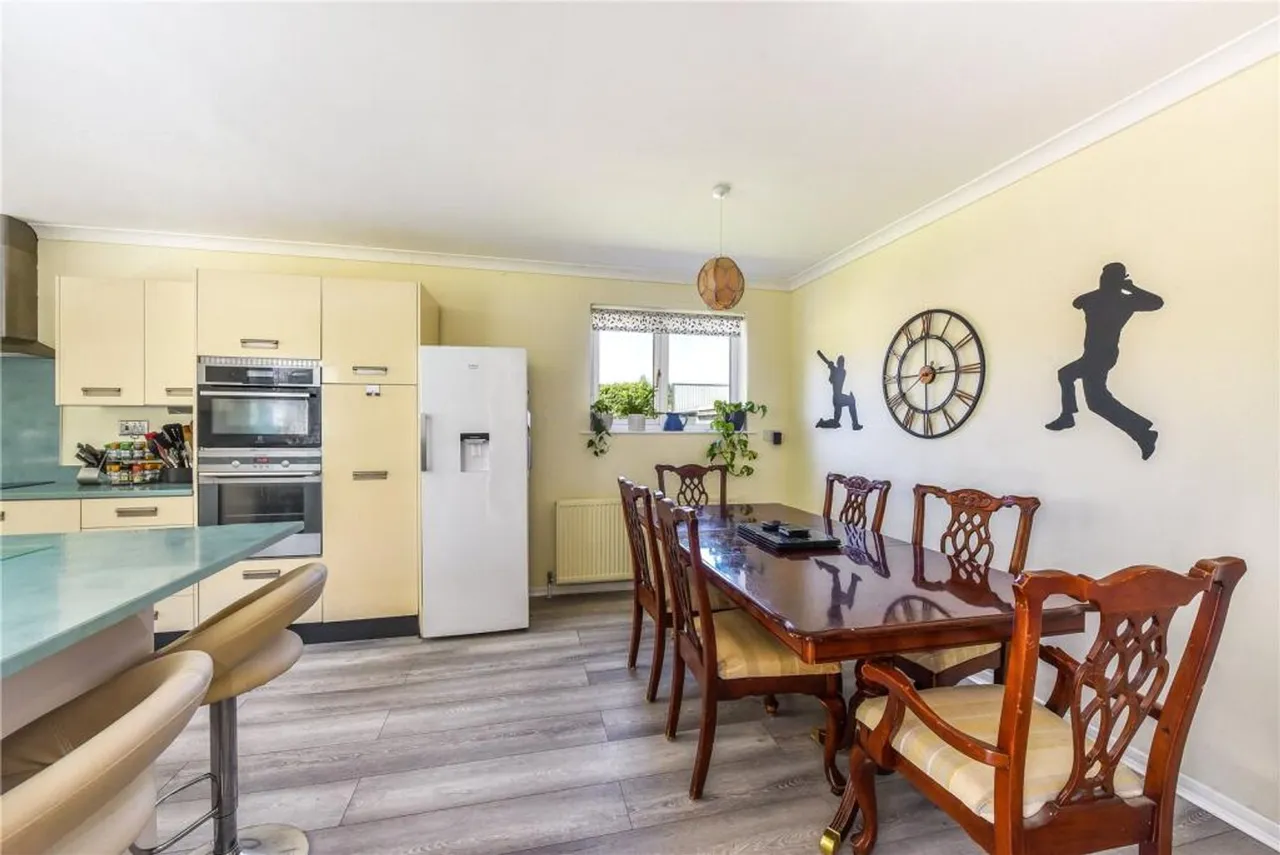 Pulens Lane, Petersfield, GU31, photo 7
