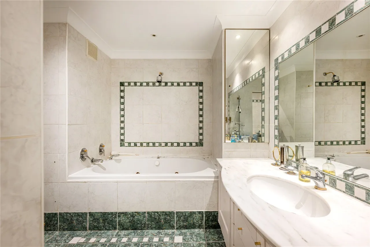 Carlton House Terrace, St James's, SW1Y, photo 9