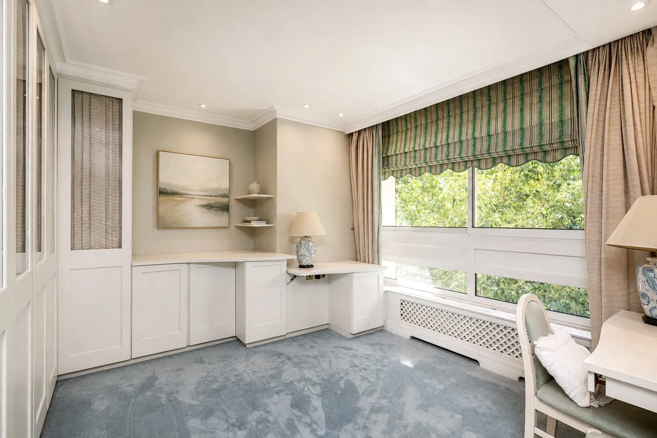 Carlton House Terrace, St James's, SW1Y, photo 11