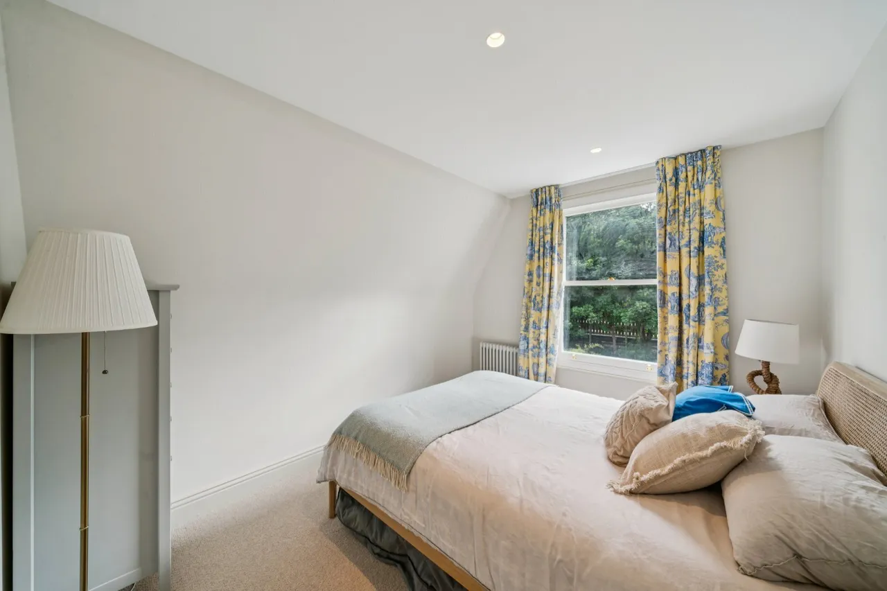 Cleveland Gardens, Barnes, SW13, photo 9