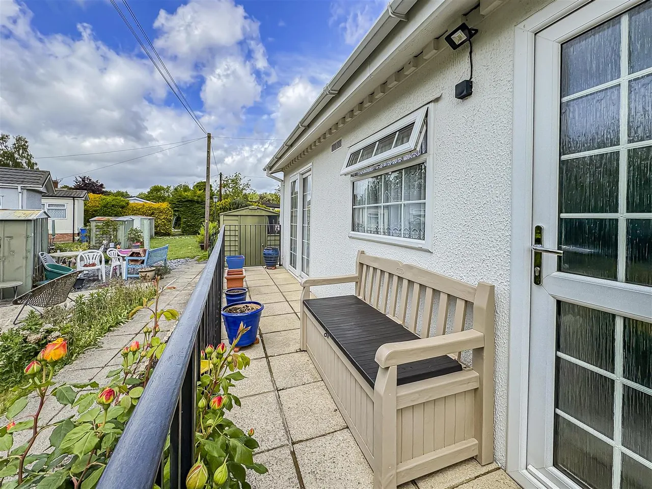 Willows Riverside Park, Windsor, SL4 5UU, photo 13