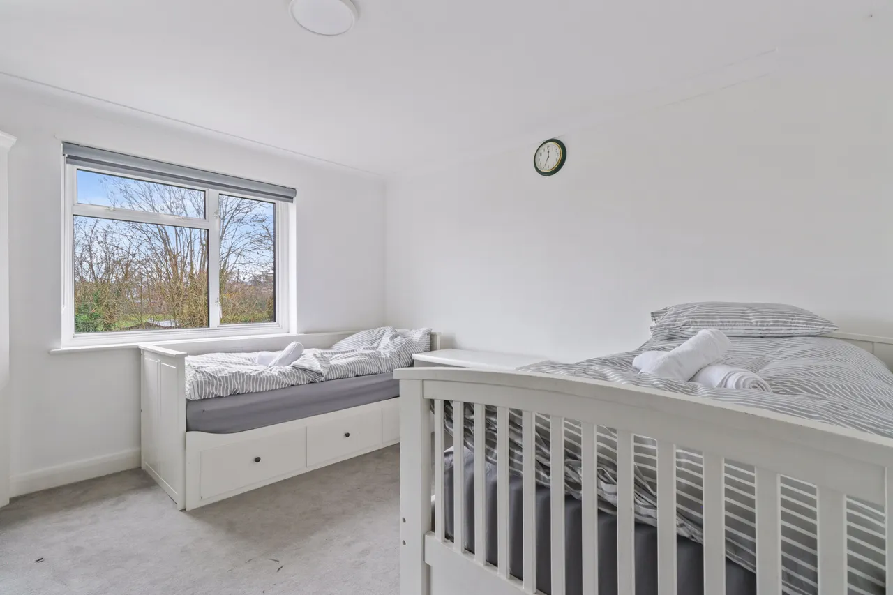 Imperial Drive, Harrow, HA2, photo 11
