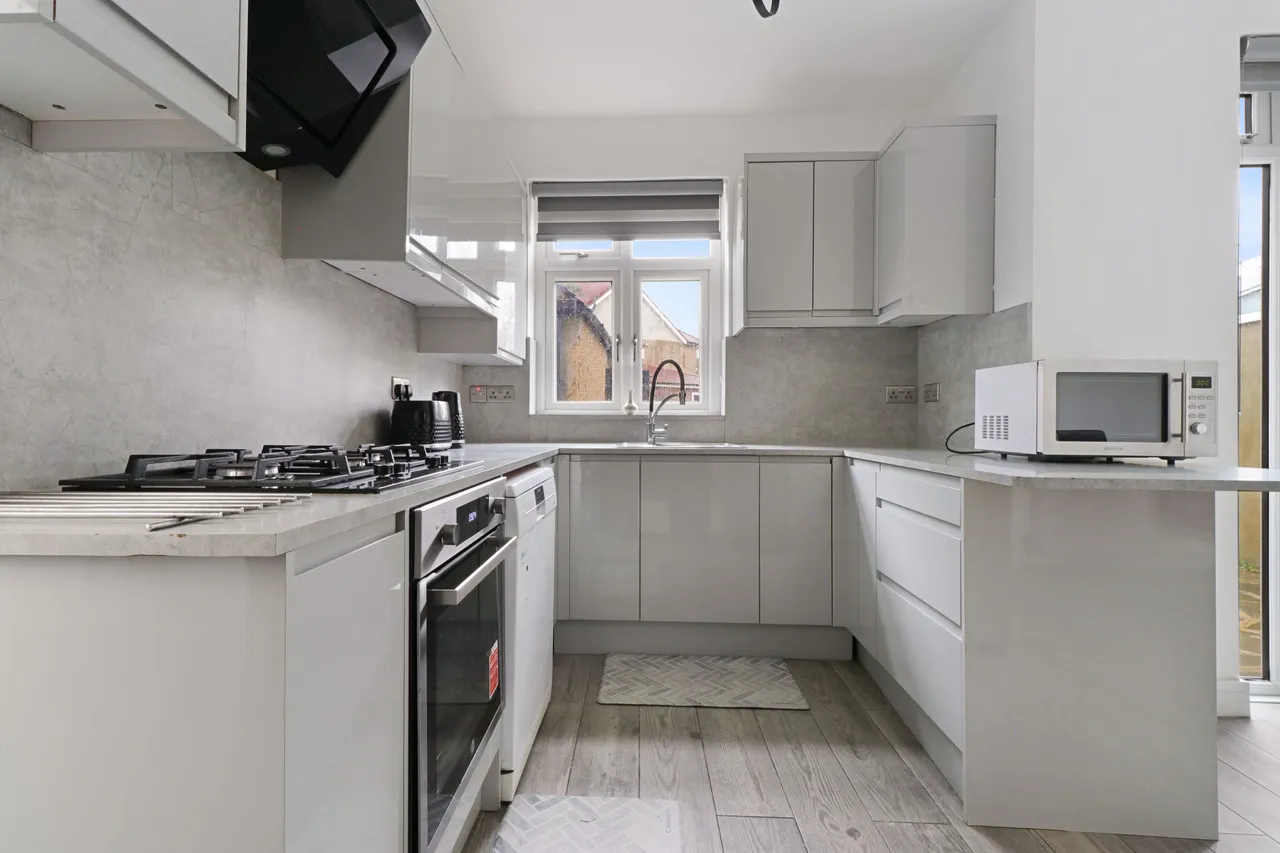 Imperial Drive, Harrow, HA2, photo 7