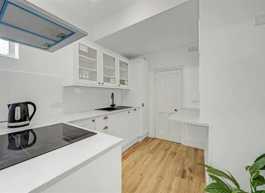 Charlton Road, Blackheath, SE3, photo 2