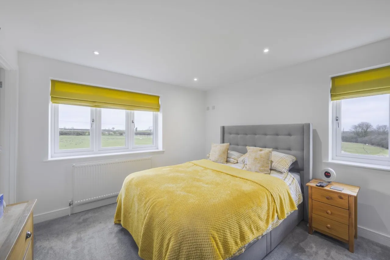Horsey Down Common Hill, Cricklade, SN6, photo 11