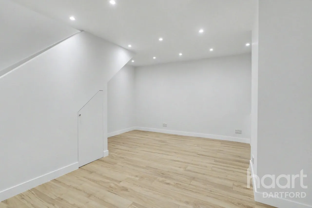 Bennett Close, Welling, DA16, photo 12