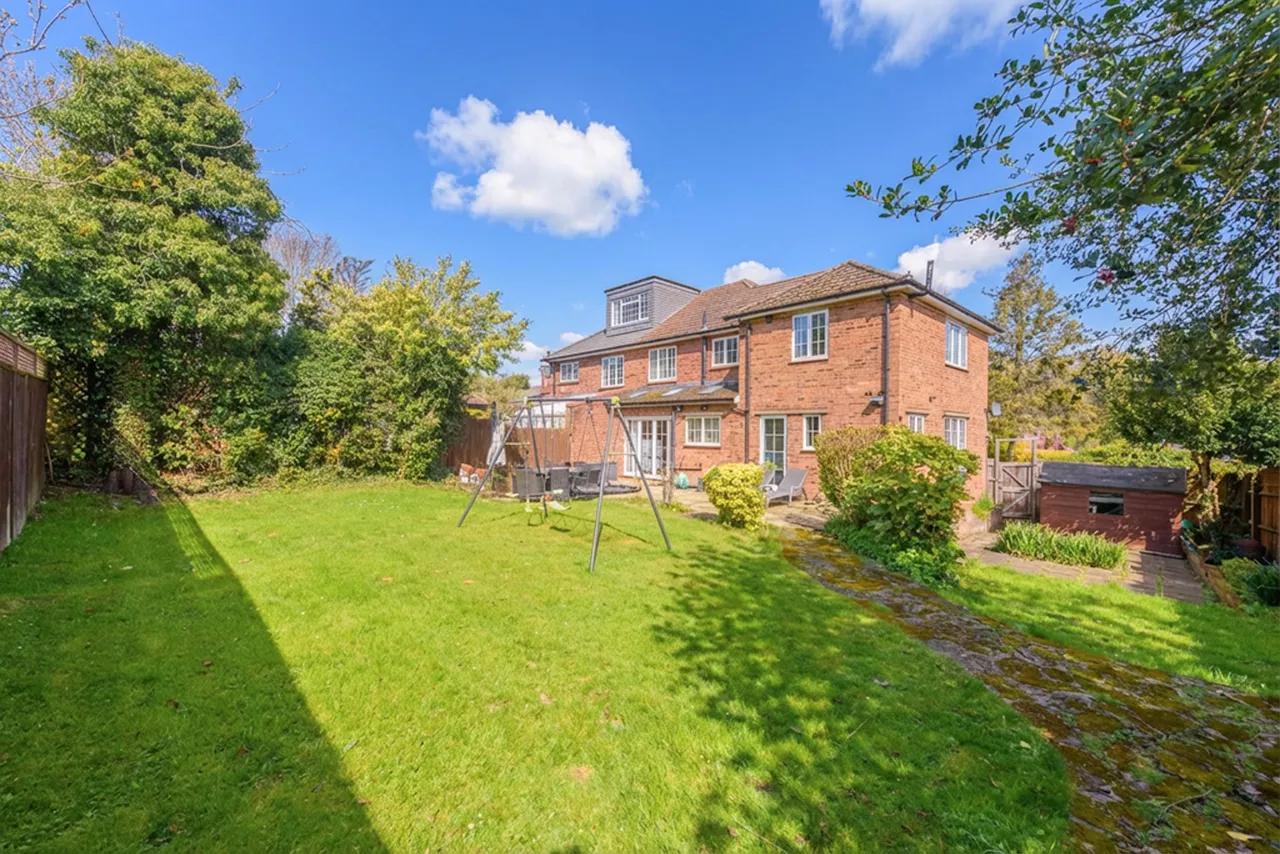 1 Elmbank Avenue, Barnet, photo 11