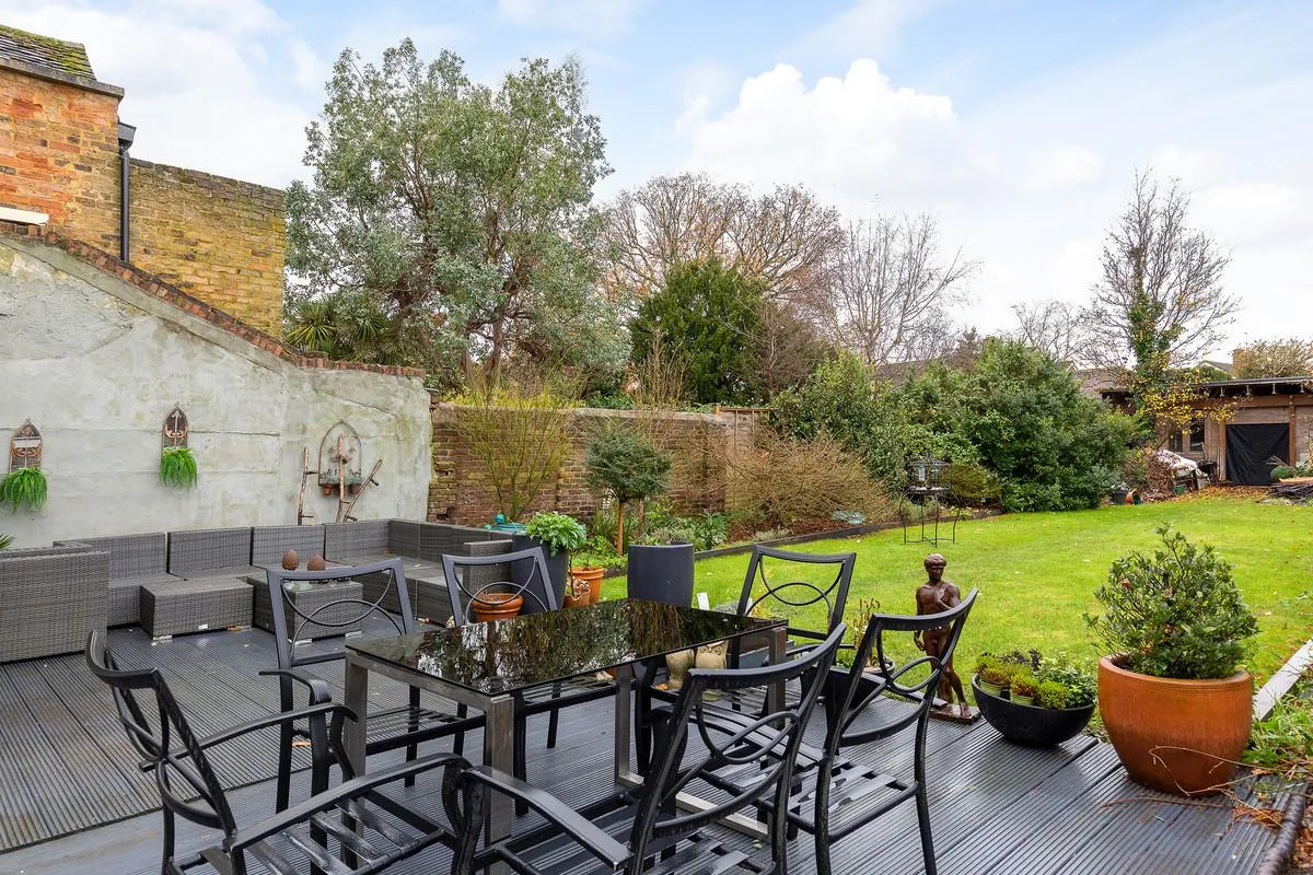 French Street, Sunbury-On-Thames, TW16, photo 20