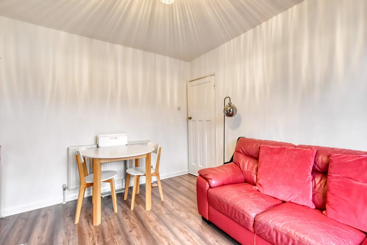 Eversley Avenue, Bexleyheath, photo 5