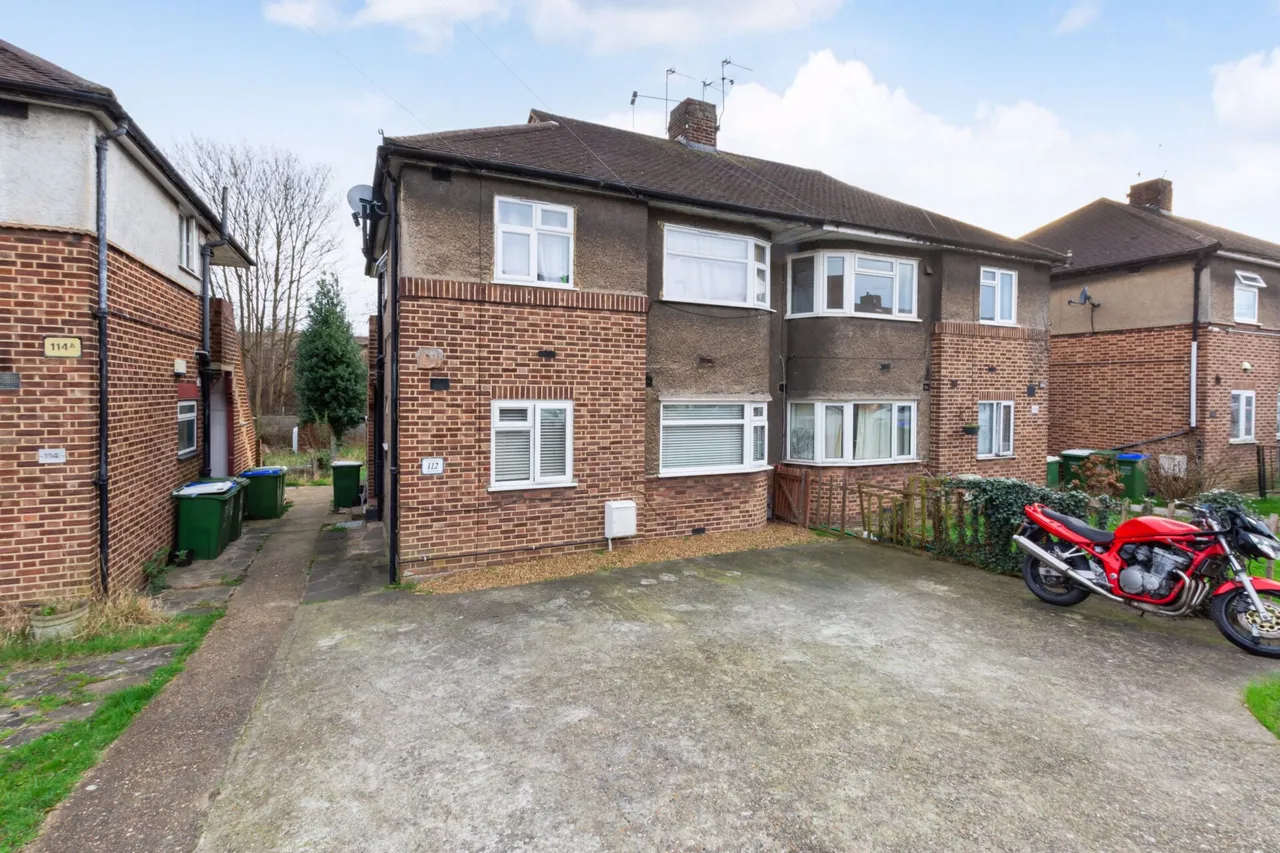 2 bed flat for sale — Eversley Avenue, Bexleyheath