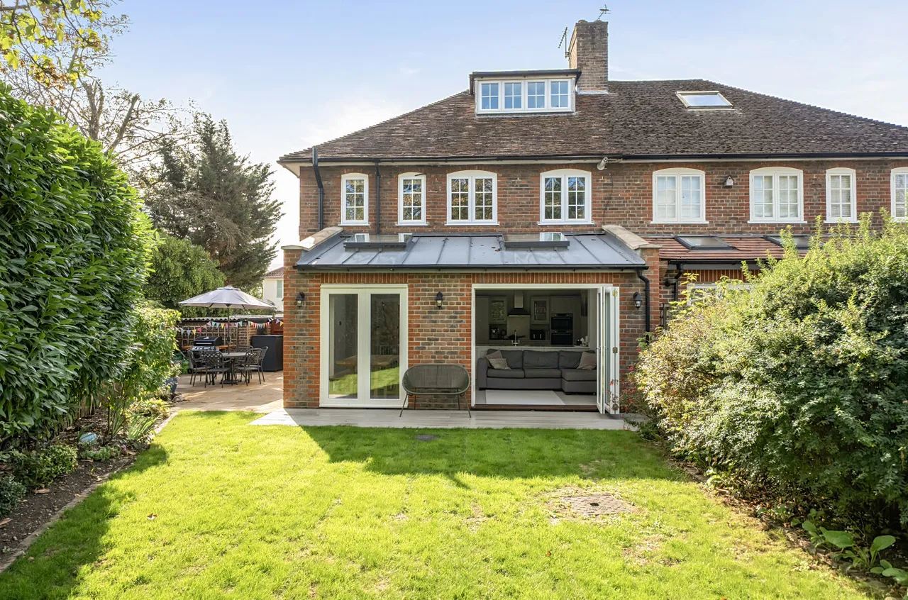 Ethelburt Avenue, Bassett Green, SO16, photo 12