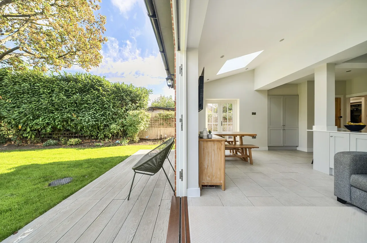 Ethelburt Avenue, Bassett Green, SO16, photo 11