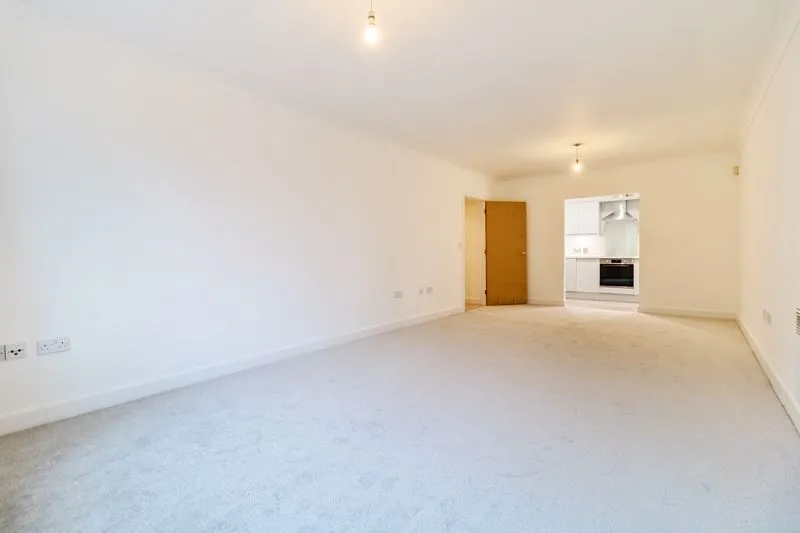 London Road, St. Albans AL1 1LB, photo 7