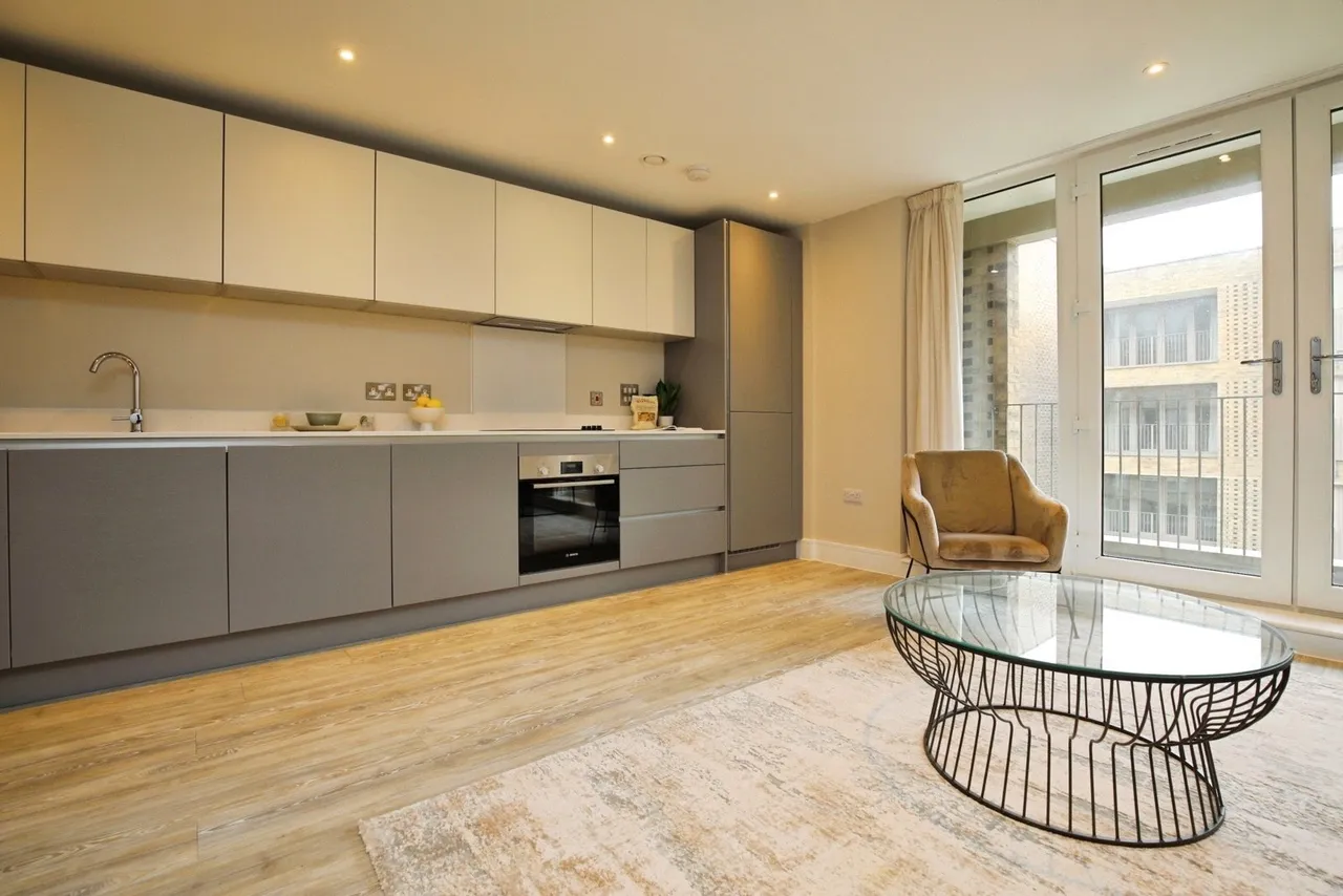 Kings Road, Newbury, RG14, photo 6