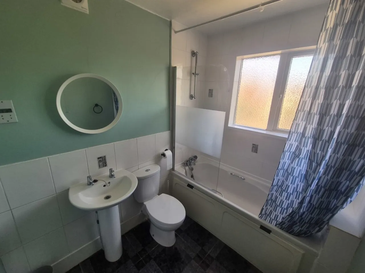 Peveril Road, Beeston, Nottingham, photo 2