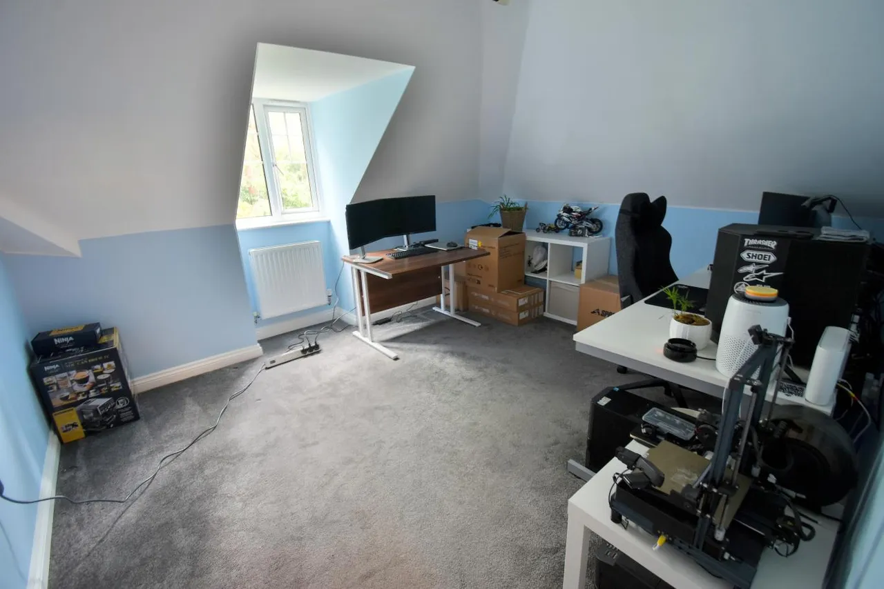 Wentworth Grange, BH22, photo 7