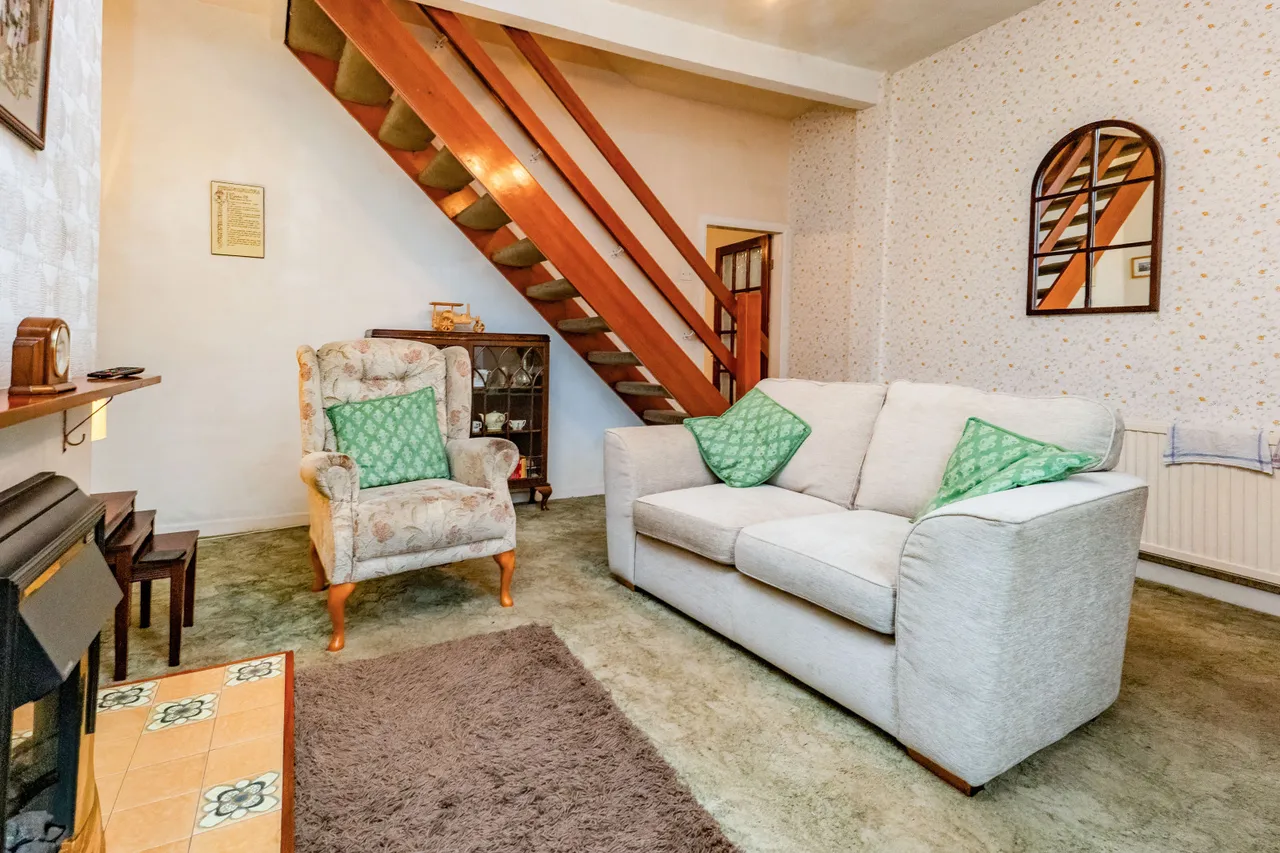 Bury Road, Tottington, Bury, BL8 3HB, photo 6