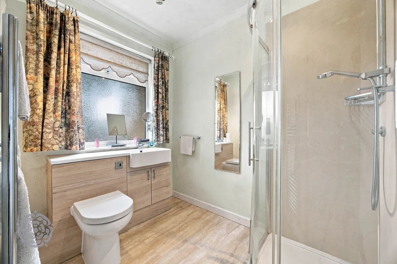 Four Winds Toddington Lane, Haigh, WN2, photo 17
