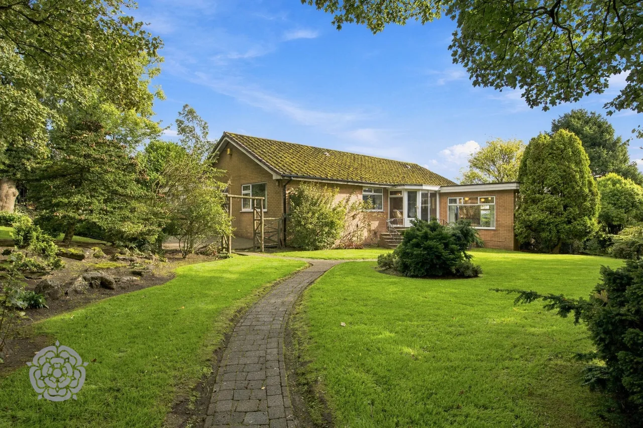 Four Winds Toddington Lane, Haigh, WN2, photo 4