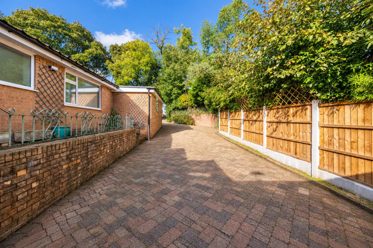 Four Winds Toddington Lane, Haigh, WN2, photo 34