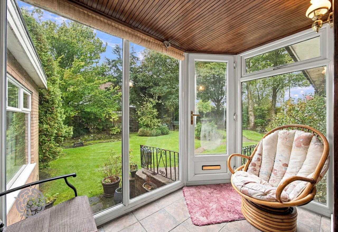 Four Winds Toddington Lane, Haigh, WN2, photo 6