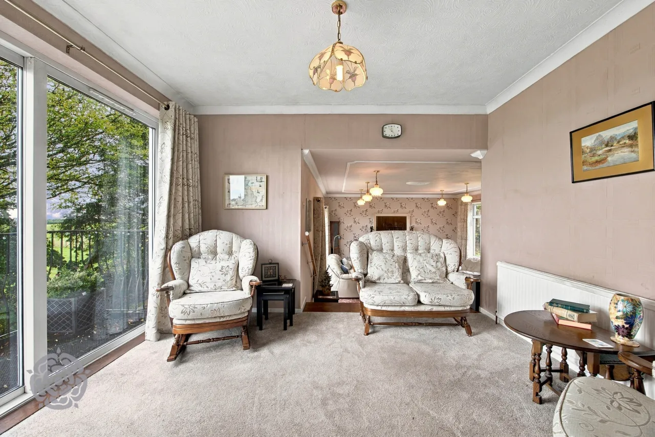 Four Winds Toddington Lane, Haigh, WN2, photo 10