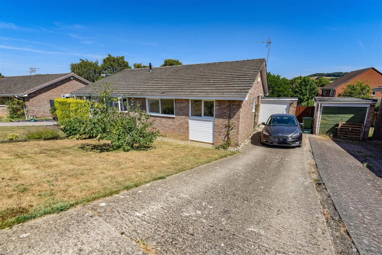 Ryder Close, Cam, GL11, photo 14