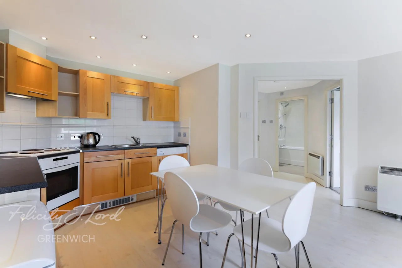 Greenfell Mansions, SE8, photo 2