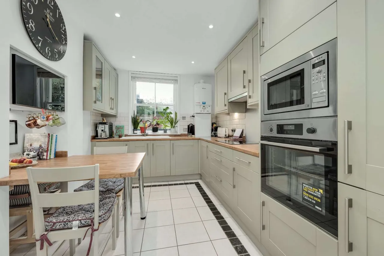 Grove Road, Surbiton, KT6 4BX, photo 4