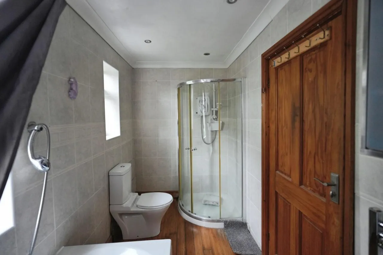 Aldercroft Avenue, Manchester, M22, photo 23