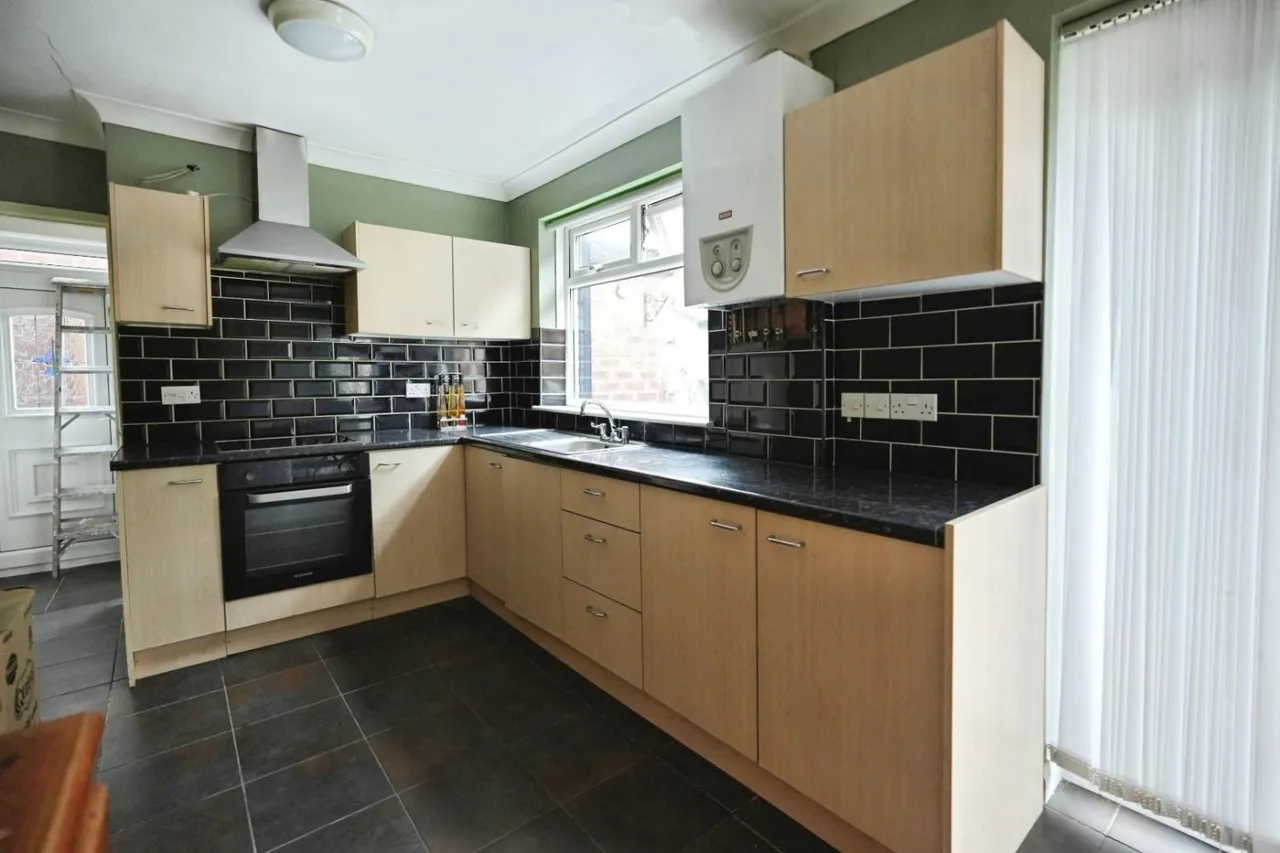 Aldercroft Avenue, Manchester, M22, photo 15