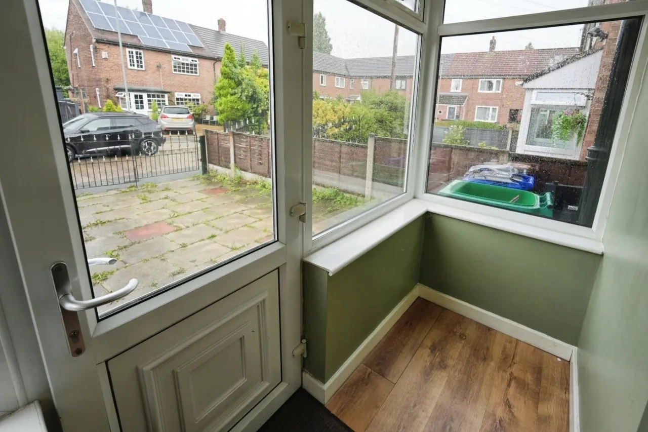 Aldercroft Avenue, Manchester, M22, photo 11